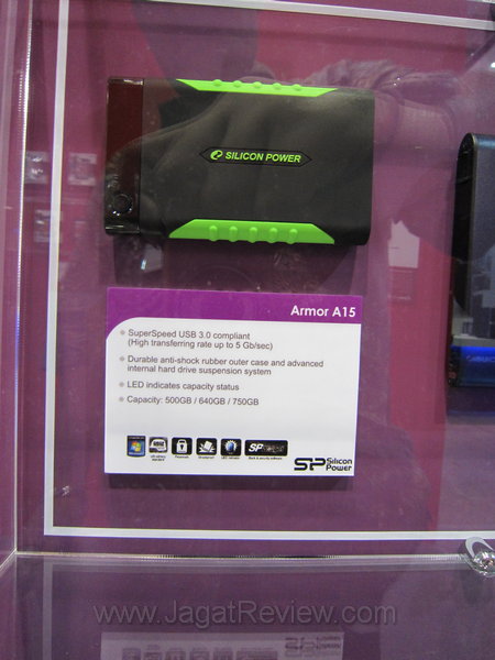 Silicon Power Armor A15 Tahan Banting