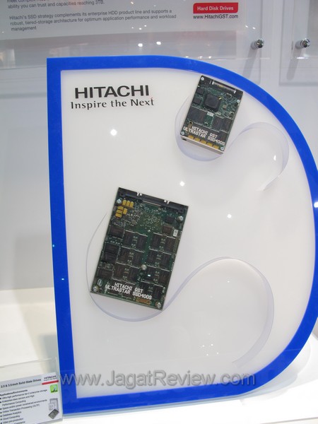 Ultrastar SSD400S Ultrastar SSD400S