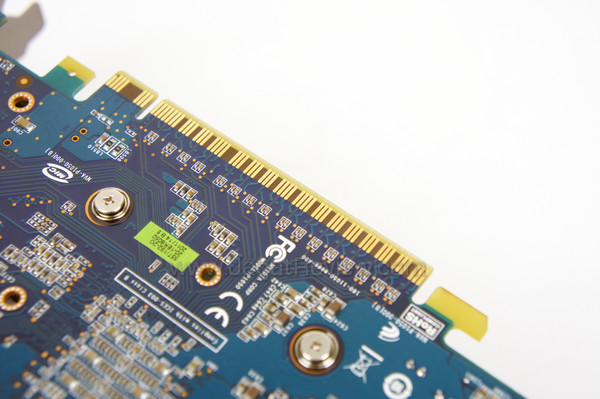 club3d gtx 550 ti 2gb pcie connector