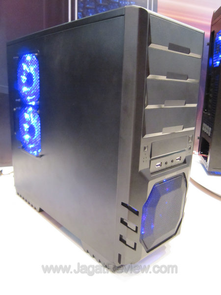 computex2011 18 Enermax Clipeus