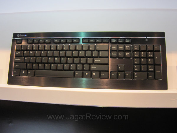 computex2011 22 Enermax Aurora Lite Wireless