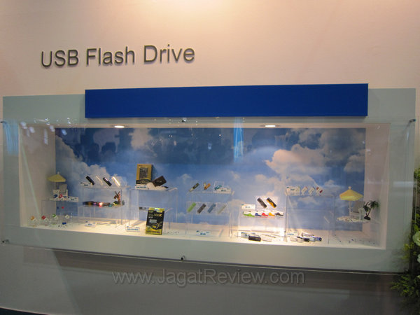 computex 2011 kingmax 16 Produk USB Flash Drive normal dr