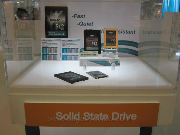 computex 2011 kingmax 20 Produk Solid State Drive dari Kingmax dengan ukuran fisik 3.5 dan 2.5