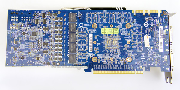 gigabyte gtx 580 soc bottom view