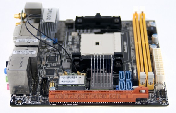 Zotac_A75_MiniITX_Board_PCI_Express
