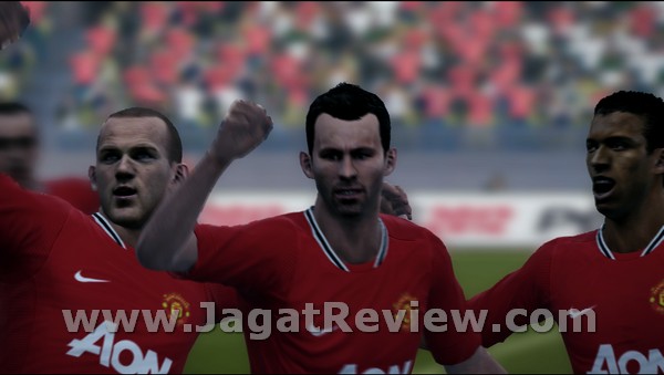 PES 2012 19