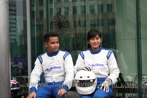 Rully Armando dan Alinka Hardianti Rully Armando dan Alinka Hardianti