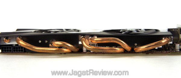 powercolor hd 6870 x2 jagatreview heatpipe 01