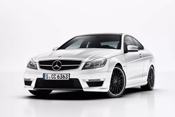 Mercedes Benz C63 AMG Coupe Front