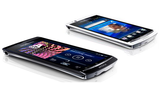 Review Sony Ericsson Xperia Arc S: Smartphone Android Tipis Berteknologi Sony 2 SE Xperia Arc S