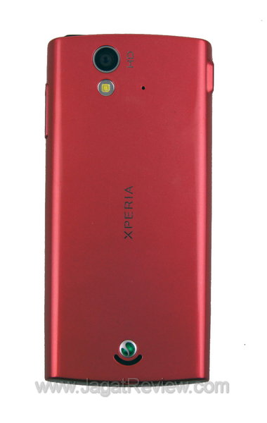 Xperia Ray Tampak Belakang