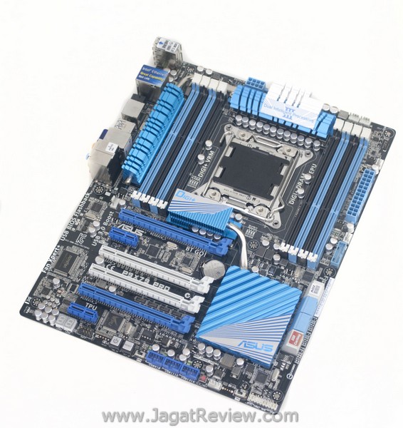 ASUS P9X79 Pro Board OverView3