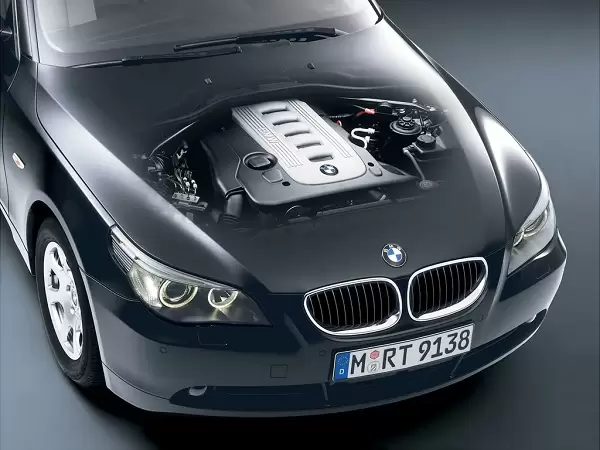 BMW Turbo diesel Engine