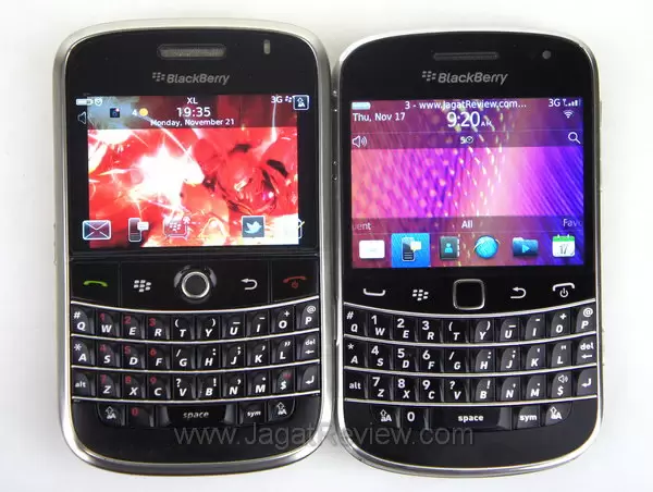 Blackberry Bold 9900 Perbandingan Depan