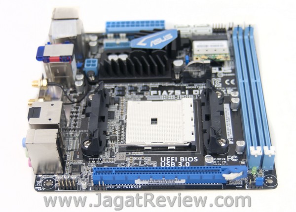 ASUS_F1A75-I_Deluxe_Board_SideView1 ASUS F1A75