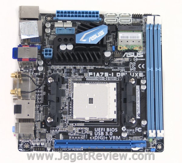 ASUS_F1A75-I_Deluxe_Board_TopView ASUS F1A75