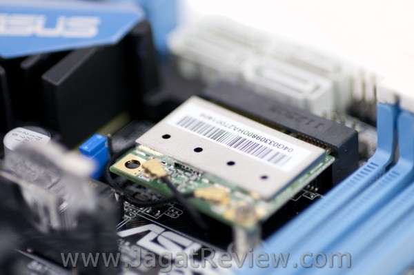 ASUS_F1A75-I_Deluxe_Board_Wi-Fi_InternalCard ASUS F1A75 I Deluxe Board Wi Fi InternalCard