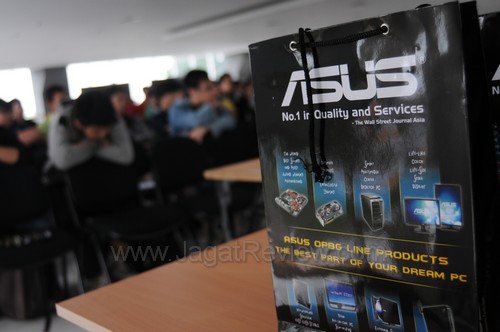 ASUS JAKARTA135