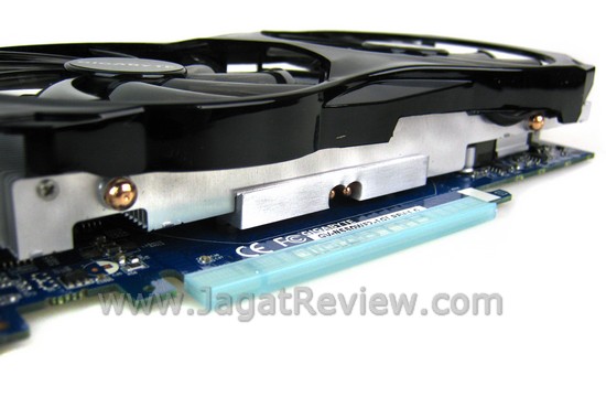 GIGABYTE GTX550Ti 05