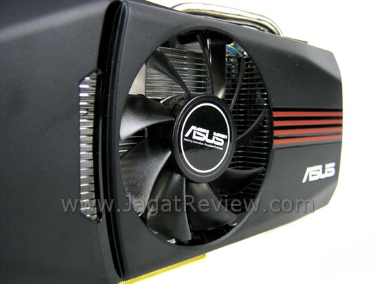 ASUS HD7770 06