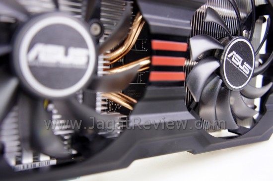 ASUS HD7870 08