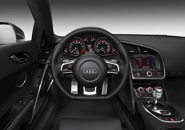 Audi R8 interior