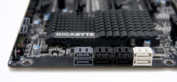 GIGABYTE X79 UD3 Board SATA alt