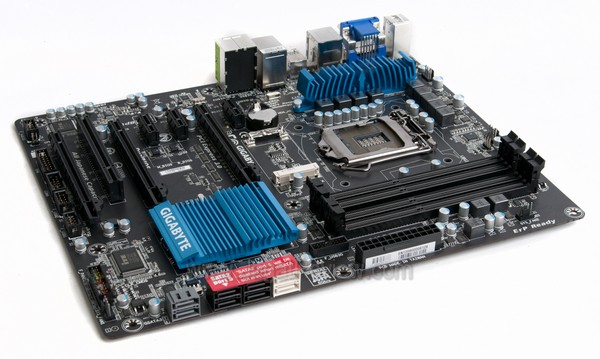 Gigabyte Z77X D3H Board OverView11