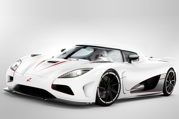 Koenigsegg Agera R Pecahkan Rekor Guinness 3 Koenigsegg Agera R Front