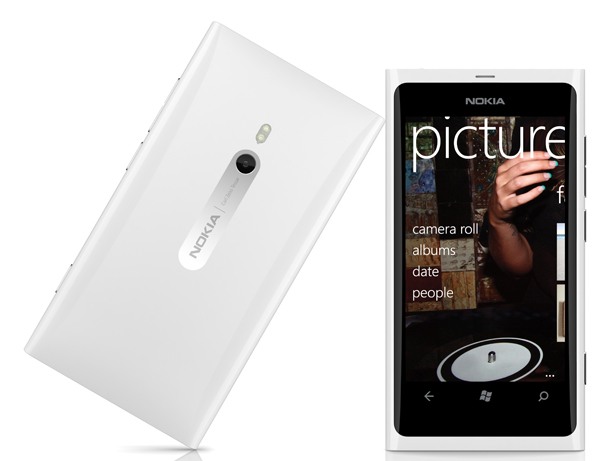 nokia lumia 800 white