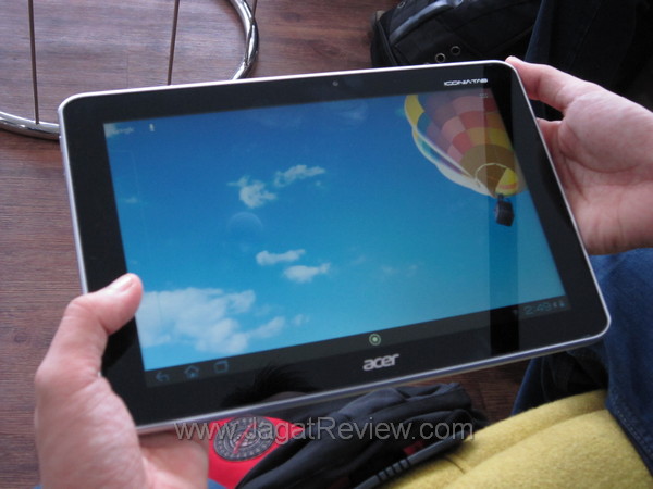 Mengintip Tablet Terbaru Acer: Iconia A511 14 Acer Iconia A511 2 R