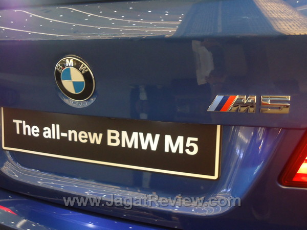 BMW M5 20126