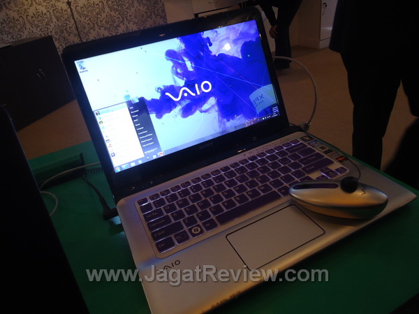 Sony Vaio E14P 2