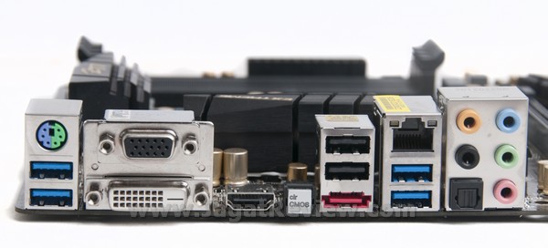 ASRock_Z77_Extreme4_Board_Backpanel2