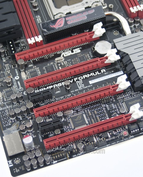 ASUS_Rampage_Extreme_IV_Formula_BF3_Board_PCI-E ASUS Rampage Extreme IV Formula BF3 Board PCI E3