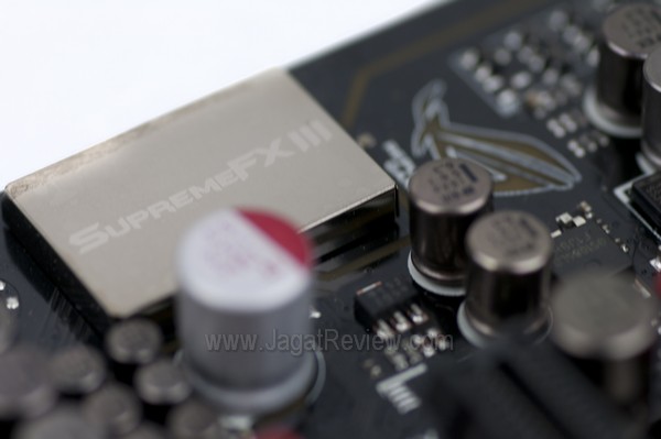 ASUS_Rampage_Extreme_IV_Formula_BF3_Chipset_SumpremeFXIII_Sound