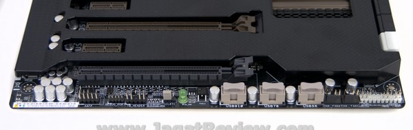 ASUS Sabertooth Z77 Board Header