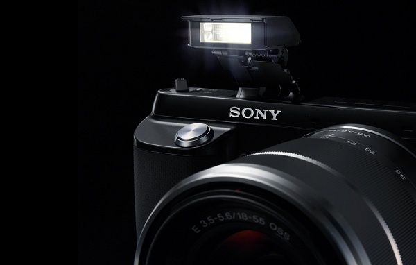 Sony NEX-F3 (Built-in Flash) Sony NEX F3 Built in Flash
