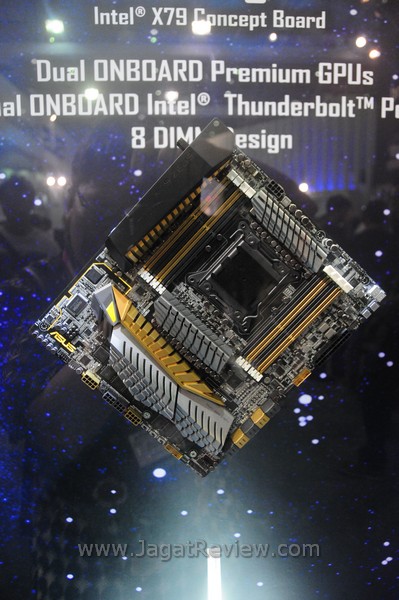 ASUS ROGZEUS DSC 4930
