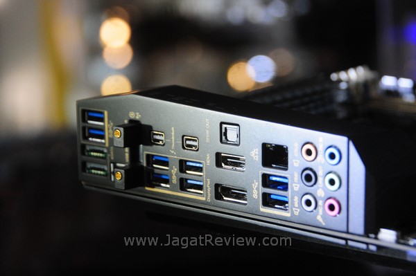 ASUS ROGZEUS DSC 4933