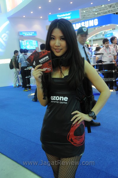 Booth Babes - Computex 2012 - Day 1 (16) Booth Babes Computex 2012 Day 1 16