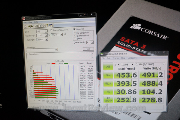 CORSAIR COMPUTEX2012 DSC01247s