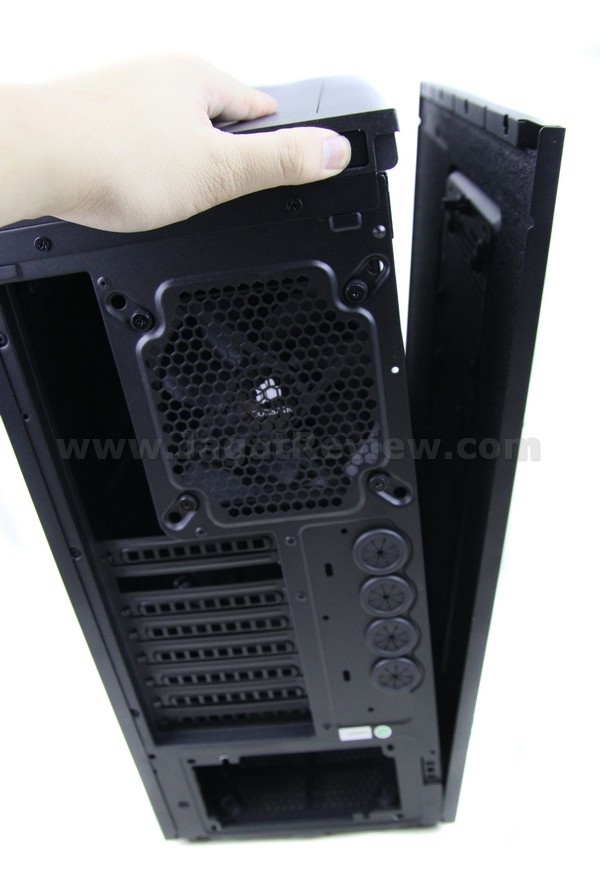 Corsair Obsidian 550D 15 Corsair Obsidian 550D 15