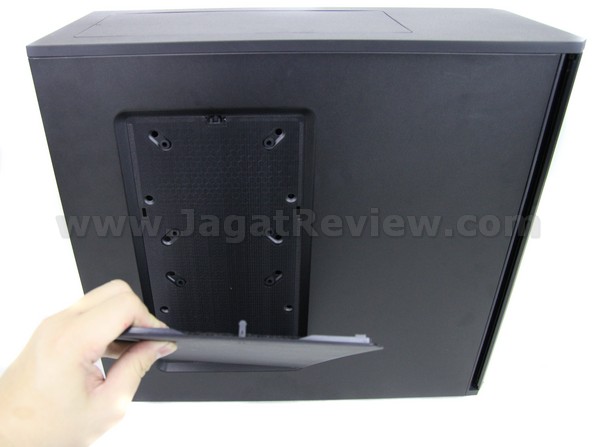 Corsair Obsidian 550D 9 Corsair Obsidian 550D 9