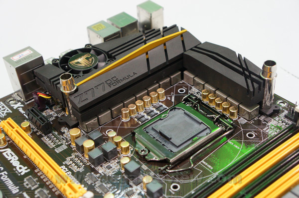 asrock-computex-4 DSC00637s