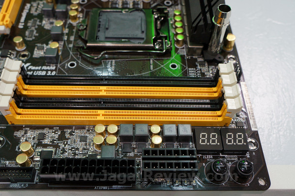 asrock-computex-7 DSC00640s
