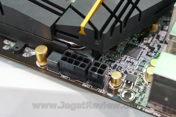 asrock-computex-9 DSC00643s