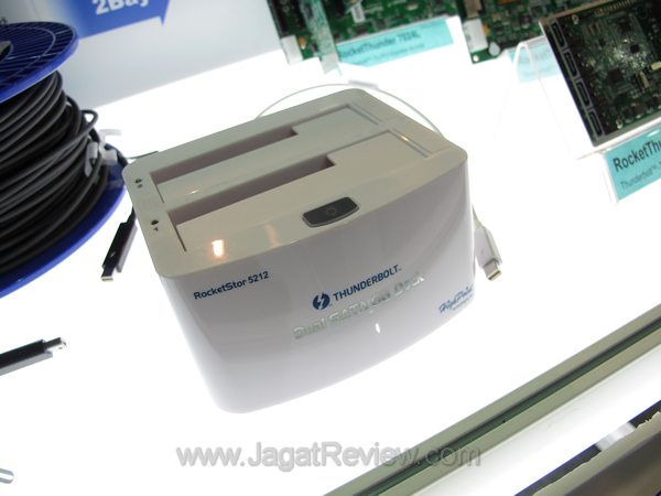 HDD dock thunderbolt