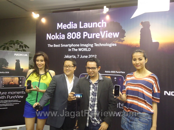 Peluncuran Nokia 808 Pureview di ICS 2012