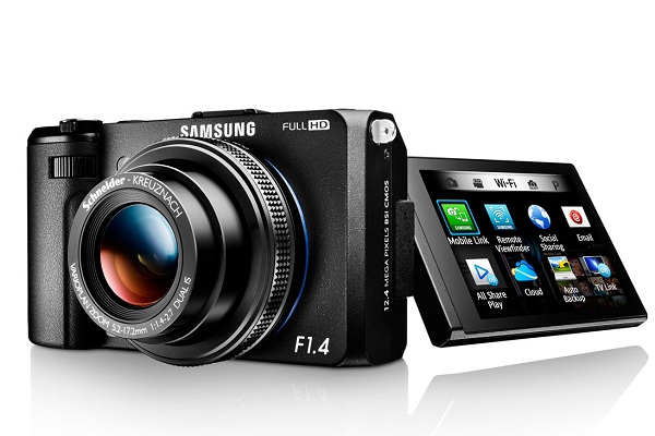 Samsung EX2F Front